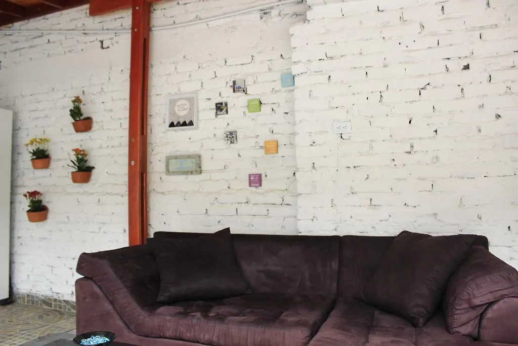 Casa Hostal El Limonar 2*, كالي